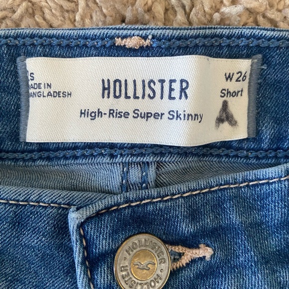 Hollister Women's Medium Wash High Rise 2S Skinny Jeans - Picture 7 of 8
